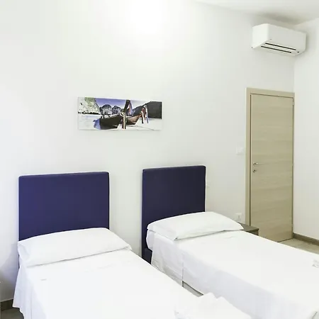 Auf Dem Messegelaende 14- In Der Naehe Des Zentrums Und Gegenueber Dem Messegelaend By Interhome Apartman