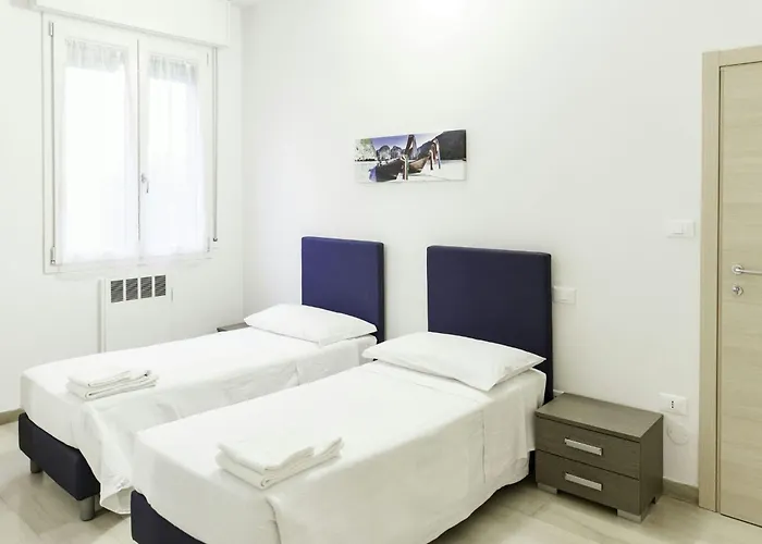 Auf Dem Messegelaende 14- In Der Naehe Des Zentrums Und Gegenueber Dem Messegelaend By Interhome Apartman Bologna