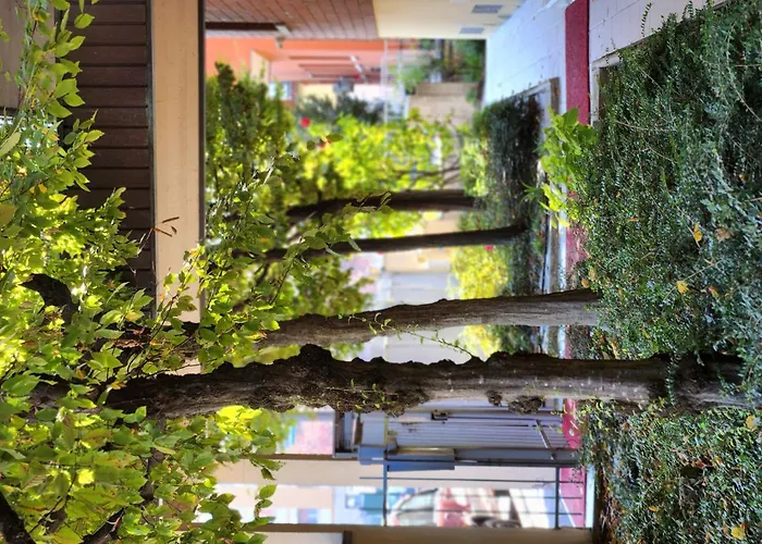 Auf Dem Messegelaende 14- In Der Naehe Des Zentrums Und Gegenueber Dem Messegelaend By Interhome *