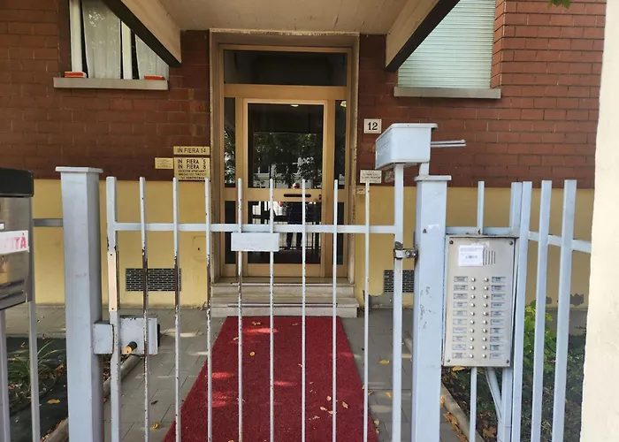 Apartman Auf Dem Messegelaende 14- In Der Naehe Des Zentrums Und Gegenueber Dem Messegelaend By Interhome